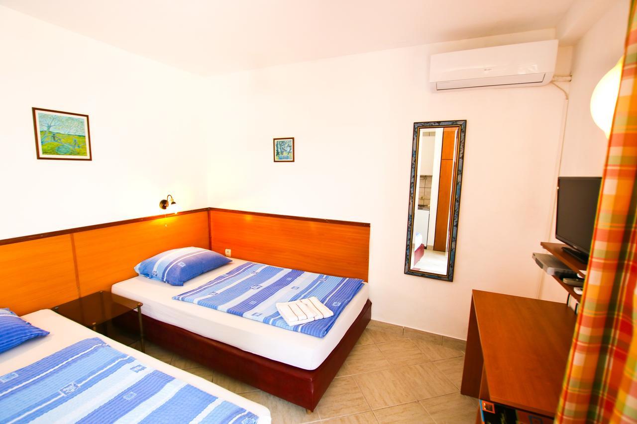 Guest House Saga Herceg Novi Buitenkant foto
