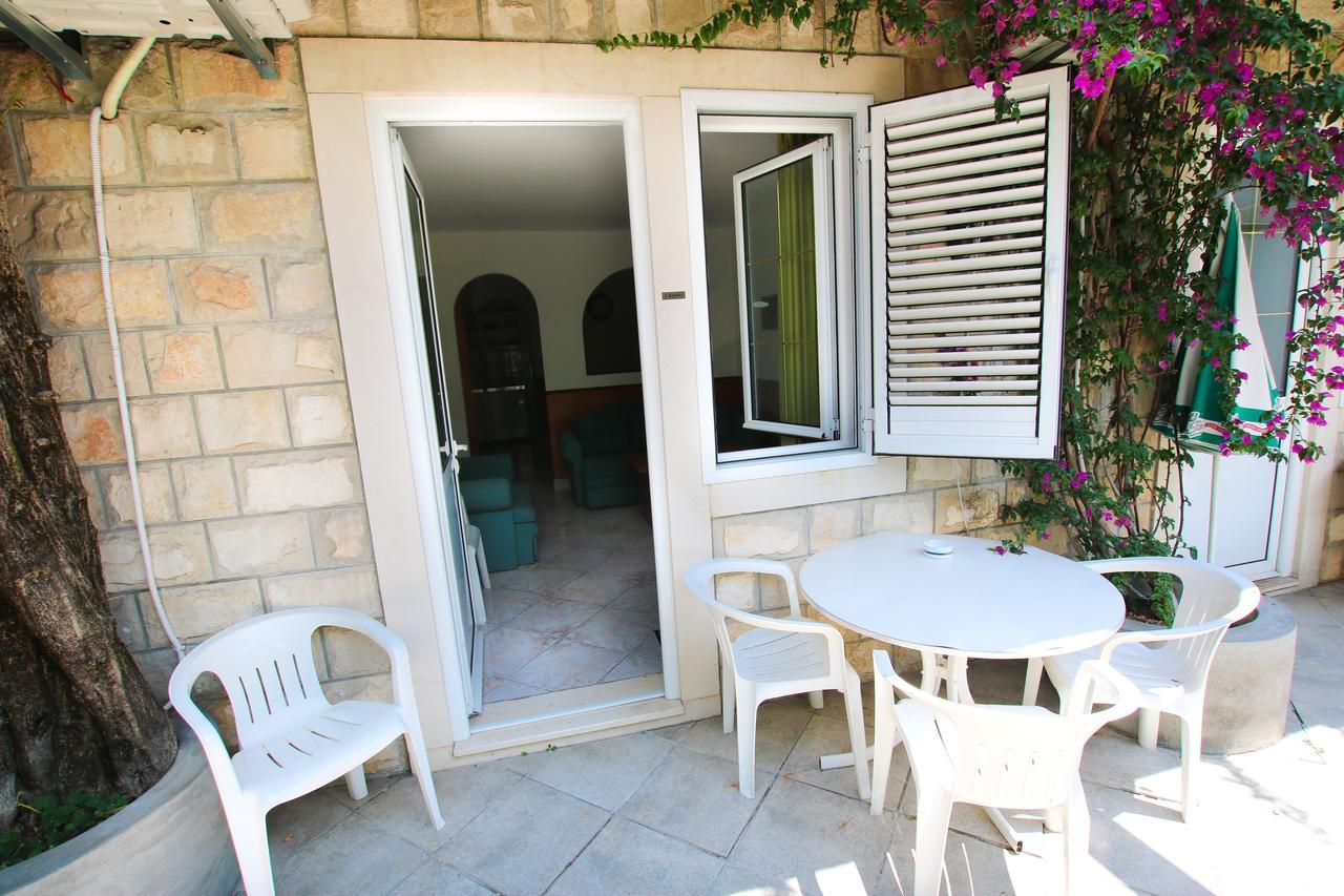 Guest House Saga Herceg Novi Buitenkant foto